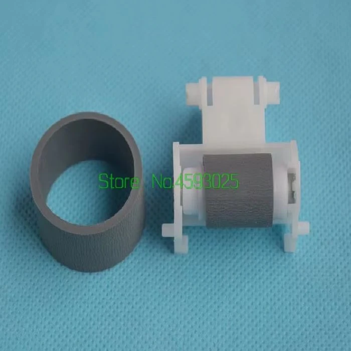 Gumica za pobiranje papirja pickup roller Epson P50-L800, gumica za pobiranje papirja, epson p50 l800, pickup roller, ugodno, ceneje, prihranek, lokalno, ljubljana, vzmeti, separator valjček, servis tiskalnikov, rezervni deli epson, gumica epson
